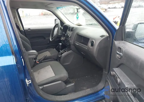 2009 Jeep Patriot Sport z USA, uszkodzony, nr VIN 1J4FF28B49D166869